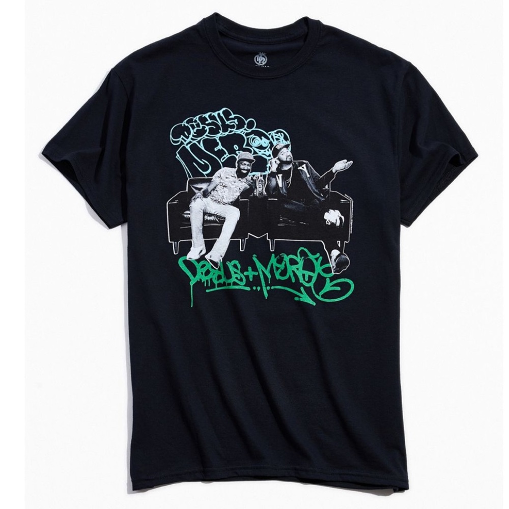 DESUS & MERO couch graffiti tshirt